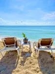 Beautiful  2 Bdrs. Casa Angelica, Pool & Beach Wi-Fi, Sleeps 6 - Villas