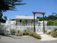 Sparkling Cabin Springs Hotels in Creswick