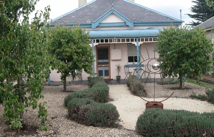 B&B on Piper - Beautiful Cottage Accommodation