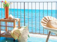 Apollo's Terraces Beach apartments less than 20 m from the sea! Ponente - Wifi