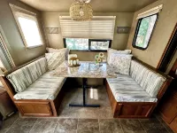 Cozy Travel Trailer and Up River Get Away. Hike, Fish, Float, Relax!