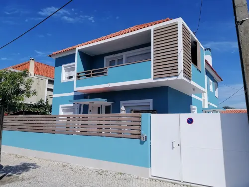 Lisbon Beach Apartments 6. Studio, beach 5 minutes,  free wifi.