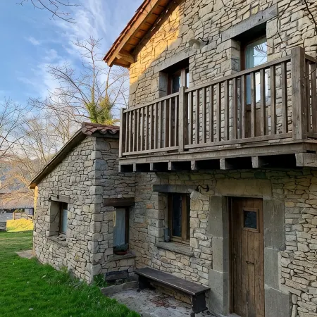 Rural house (Can Vila) for 6-8 people