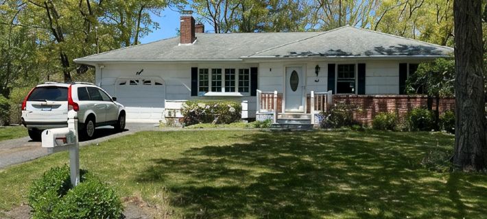 Hampton Bays Family Summer Home Hotels in Hampton Bays