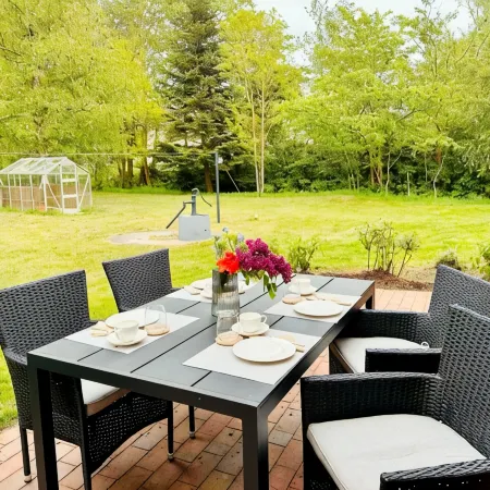 "Mein_Lieblingsplatz" - Modern, bright vacation apartment with large garden