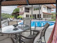 Hilltop Villa with Pool overlooking Jaco - สระว่ายน้ำส่วนตัว
