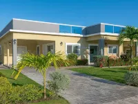 Beachfront 4 Bedroom Luxury Villa with Pool, Chef, Butler Hotels in Saint Ann's Bay