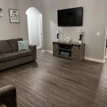 Short or Long Term Rental, Great Reviews