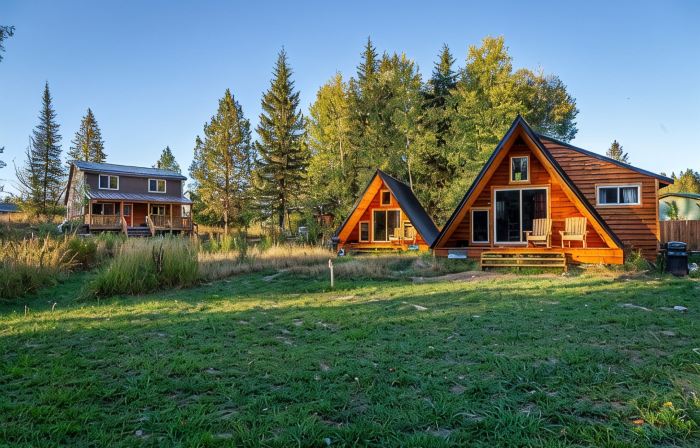 Glacier Nat'l Park A-frame w/ hot tub- ElkCalf Mountain A-Frame, GNP basecamp!