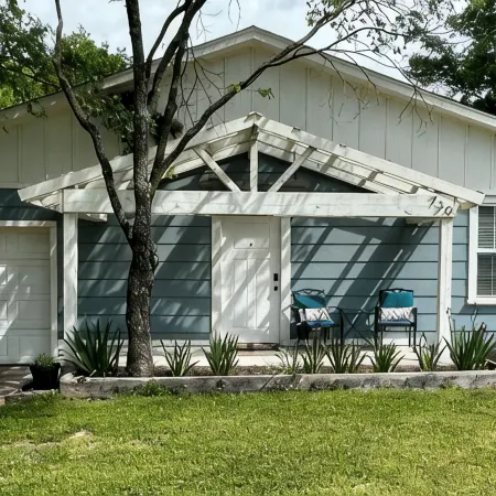 3BR/1BA BROKEN ARROW HOME