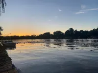 Lake Placid Family Getaway in Seguin, Texas - 4-Sterne