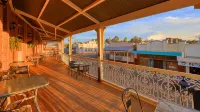 Commercial Travellers House