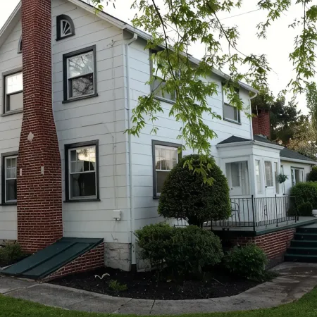 Cozy Farmette Easy Access Bedford PA