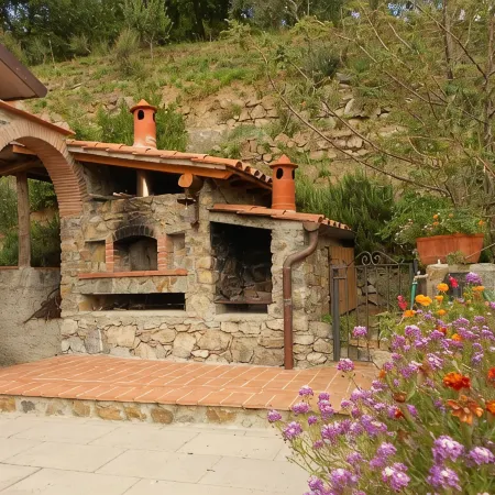 Prestigious Self Catering Holiday Villa For Rent in Barga, Lucca, Firenze,