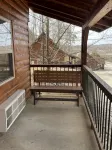 Pine Perfect Cabin on the edge of town only 1/2 mile from Current River! - Chalets