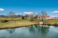 Farmhouse-Retreat Horses, Grapes & Orchards - 4-Star