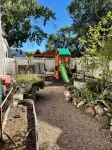 Gorgeous downtown beauty! 2min walk to local restaurant's/Main Street Montrose - 3-Star