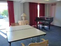 Brit Hotel Confort Villefranche-De-Rouergue - Frühstück