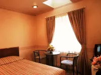 Izukogen Onsen Chiisana Hotel Lemonju โรงแรมใกล้สถานีฟุโต