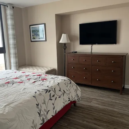 Spectacular Beach and Oceanfront Views in 7th Floor 3 Bedroom Condo!