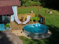 Couples Romantic Country Bungalow, Private, Stock Tank Pool, Birds, Wildlife