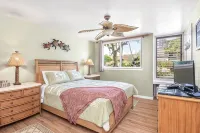 Stunning Turtle Bay! Full Kitchen, Two Full Baths - 9.6 Out of 10 Stars!