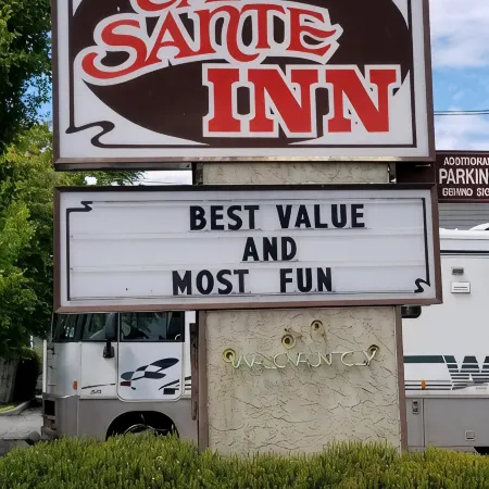 Cap Sante Inn