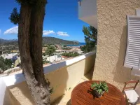Treehouse Holiday Homes Hotels in Ermioni