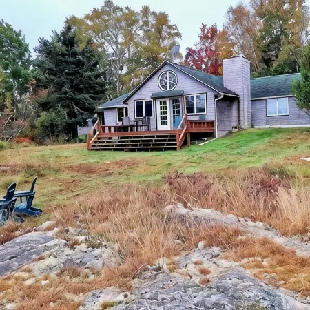 Downeast Maine Cottage with Water View