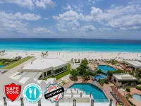 Condo in Ocean Front Resort Hotels near Flamingo Mall