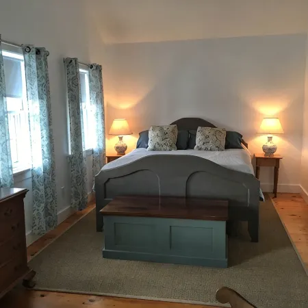 Nantucket Colonial abuts conservation land and bird sanctuary