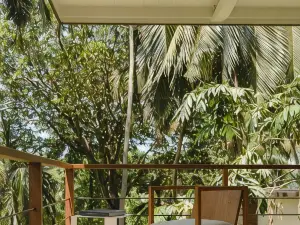 Kurulu Bay