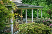 Squam Lake Inn - Bed and Breakfasts