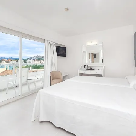 Reverence Life Hotel - Adults Only
