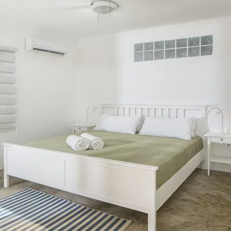 KITE BEACH HOTEL Two Story  2 /2 Oceanfront Apt with large Oceanfront Terrace