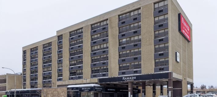 Ramada by Wyndham Northern Grand Hotel & Conference Centre Hotels in Peace River