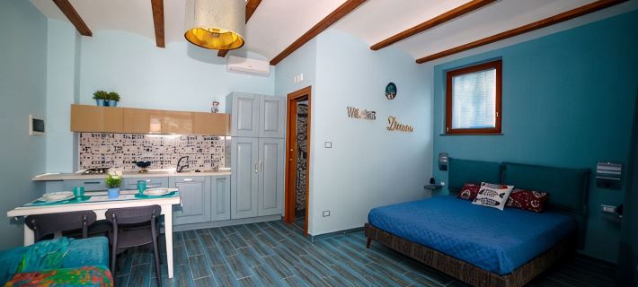 Luisella studio apartment: sleeping in a scenic lemon grove on the Amalfi Coast! スカーラのホテル