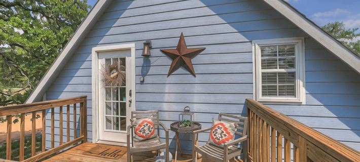 Cactus Flower Treehouse-Pet Friendly-Hill Country Views! Hotels in Kendall County