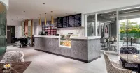 Nuanza Hotel & Convention Cikarang - bar