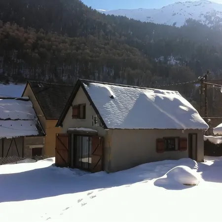 Quiet chalet 5/7 places WIFI Отели рядом с достопримечательностью «Канатная дорога Пик-дю-Миди»