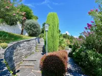Magnificent villa with indoor pool and prime lake view location Hotels in Minusio