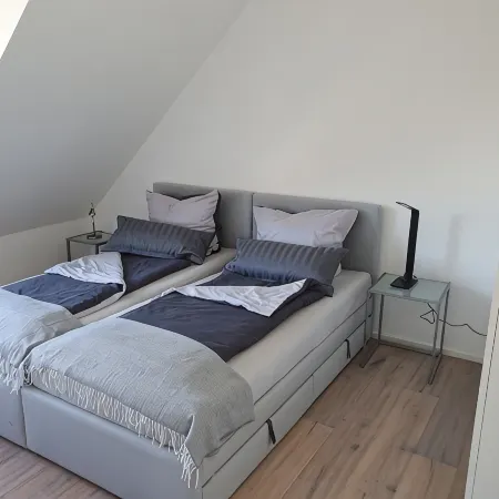 "Modern 2-room apartment in Troisdorf, centrally located - perfect retreat