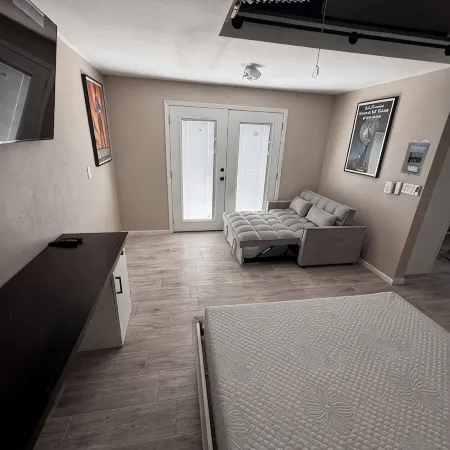 High-End Casita Quiet Private Luxury New Build Отели в г. Гилберт