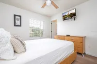 Bright 3B w Pool Close to Disney Encantada 8545 - 2-Star