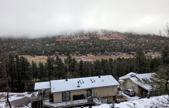 Serene Mountain Oasis: Private Starlit Hot Tub & Fire Pit