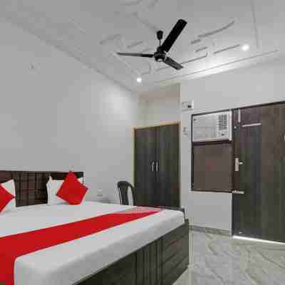 Hotel O Moon Light Guest House Rooms
