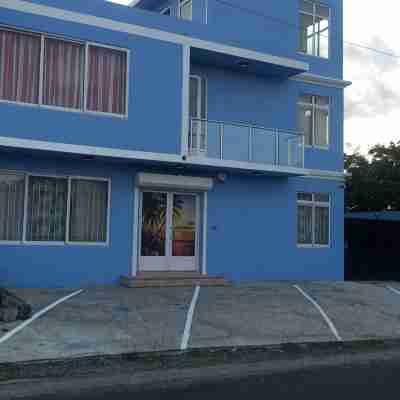 Bob Apartments Hotel Exterior