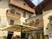 Albergo Alla Costa Hotels in Ledro