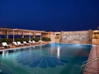The Bristol - piscina