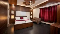 Hotel Royal Plaza - 2-Star